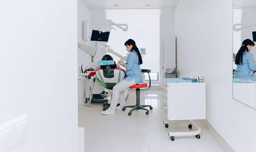 Dental-Surgery-Room-Layout-And-Design